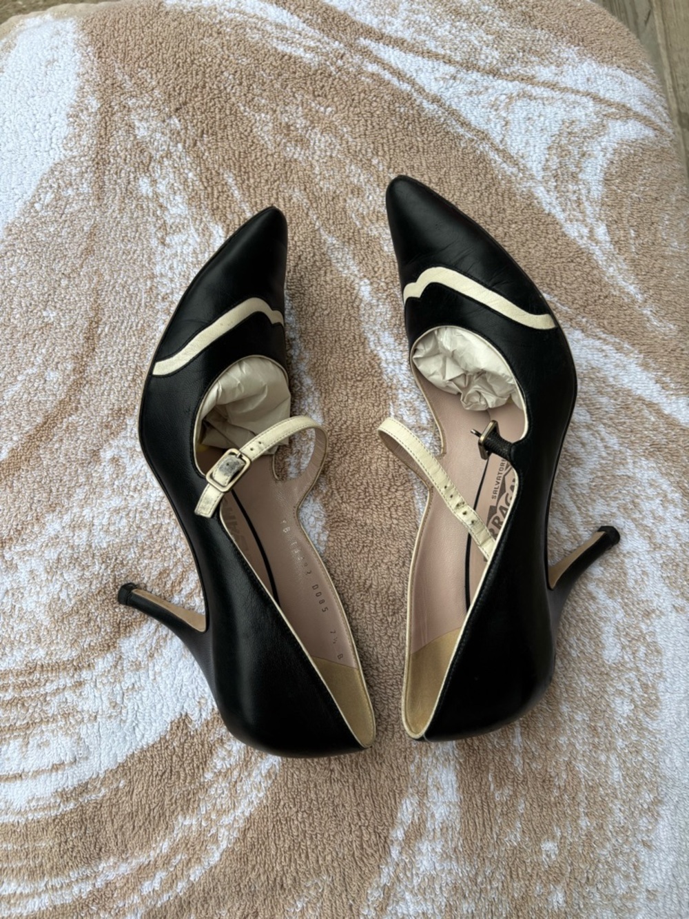 Salvatore Ferragamo Black & Cream Pointed Mary Jane Pumps - Picture 6 of 8